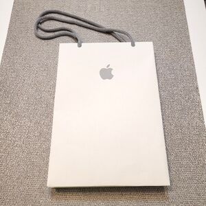 Apple Gift Bag 6.5 X 9 X 5